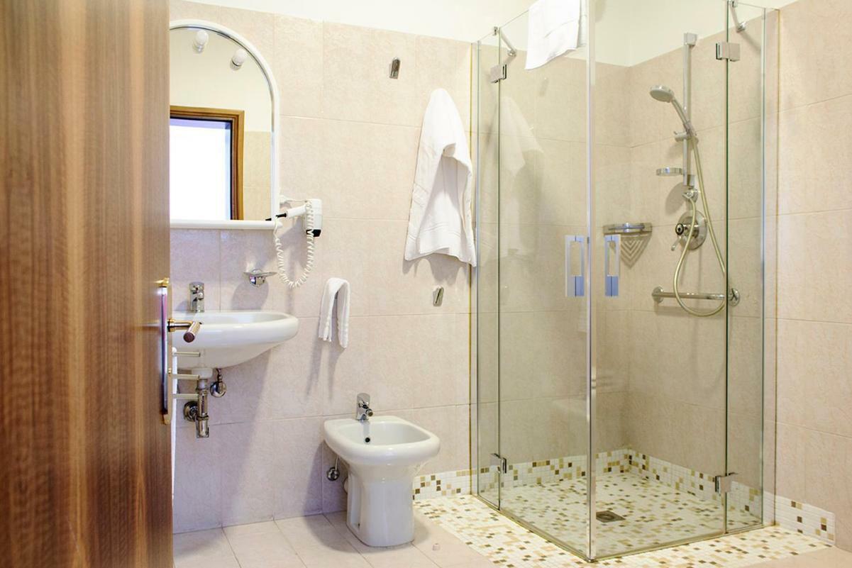 Albergo Ristorante Belvedere Codroipo Kamer foto